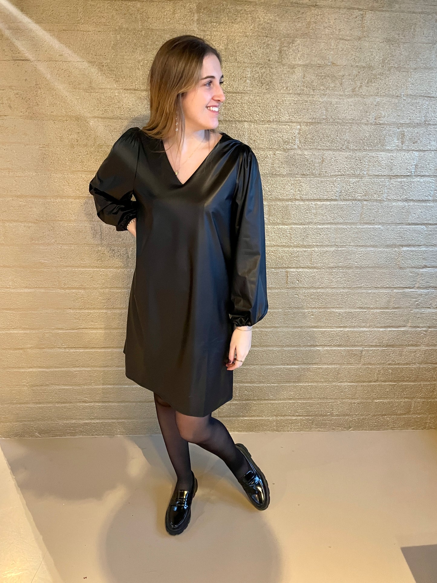 DRESS METALLIC BLACK