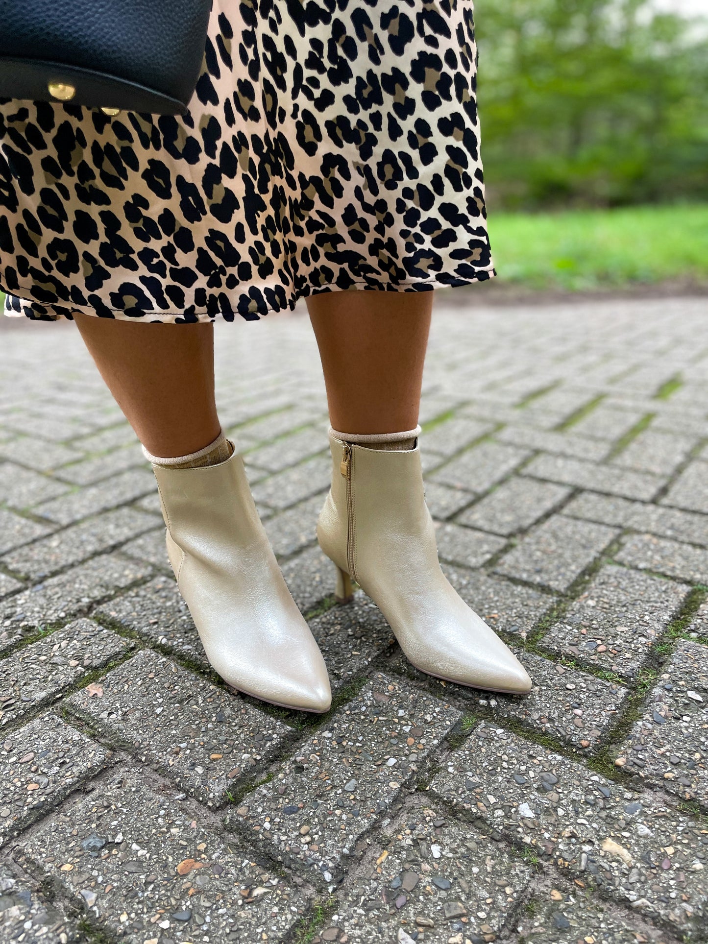BOOTS GOLD