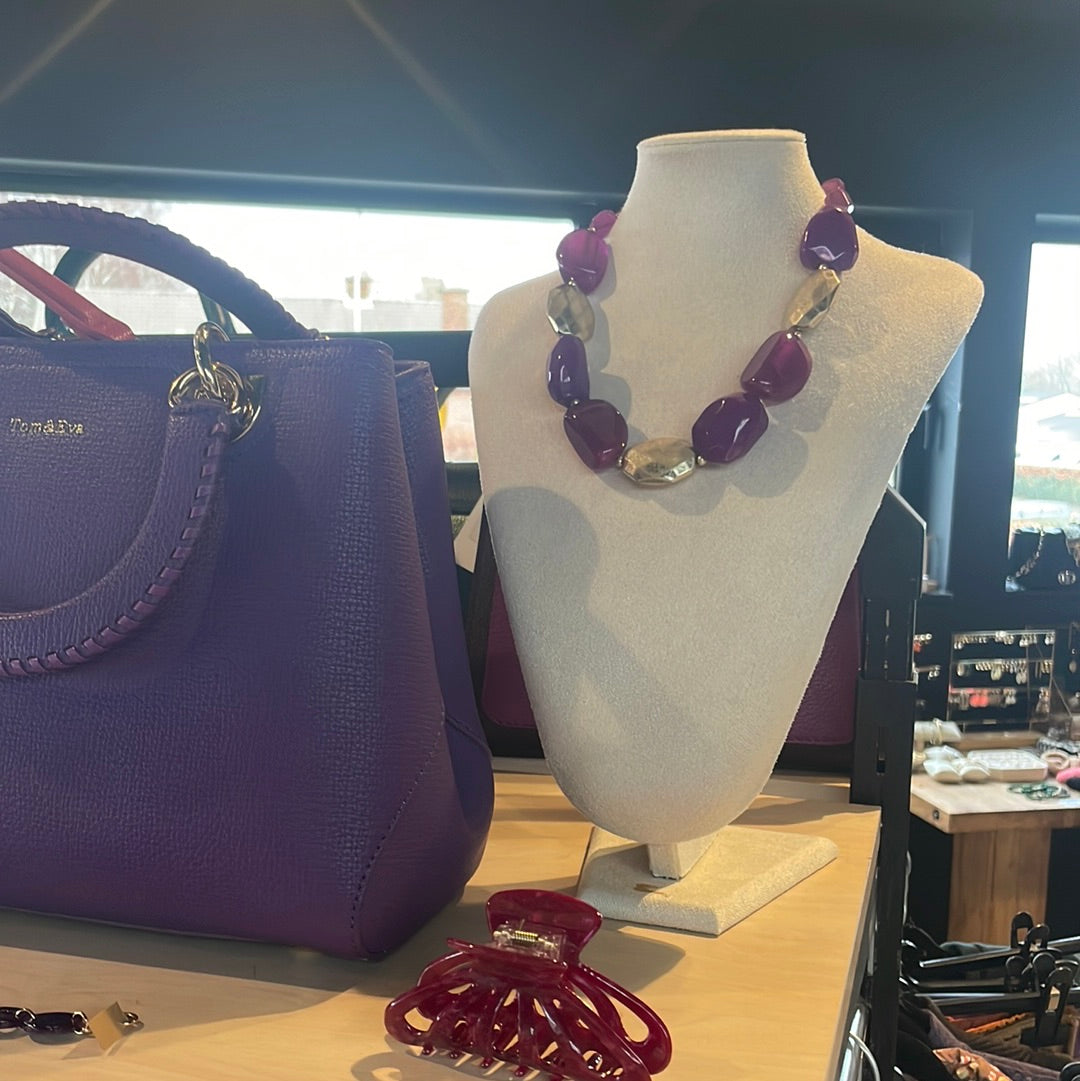 NECKLACE PURPLE