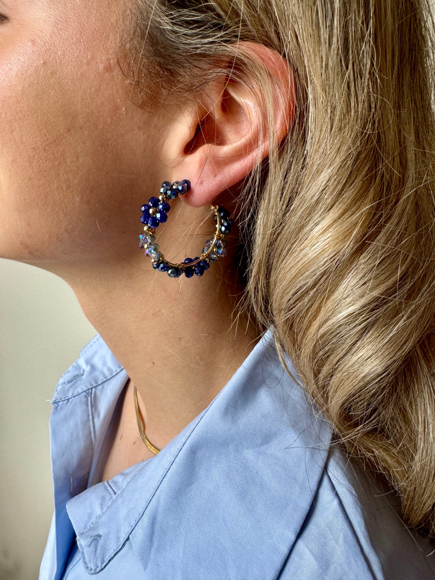 Earrings flowers blue