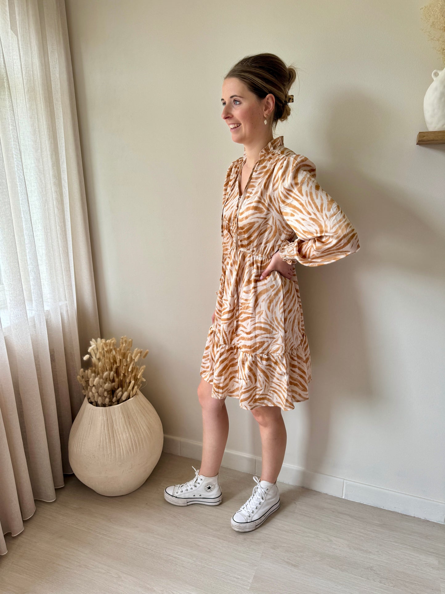 DRESS ISLA