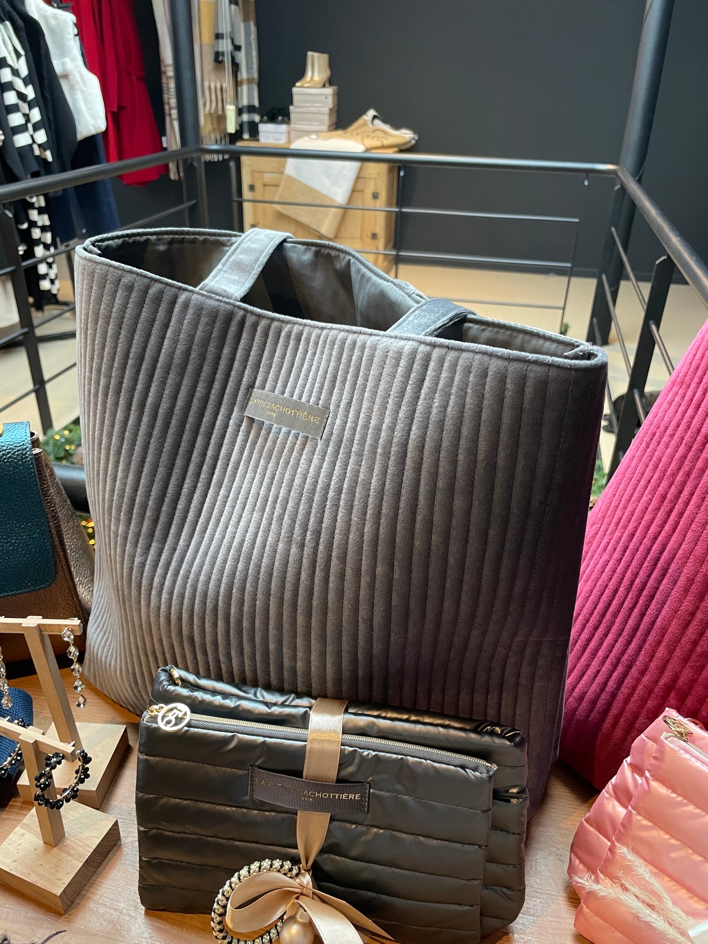 VELVET TOTE BAG GRIS