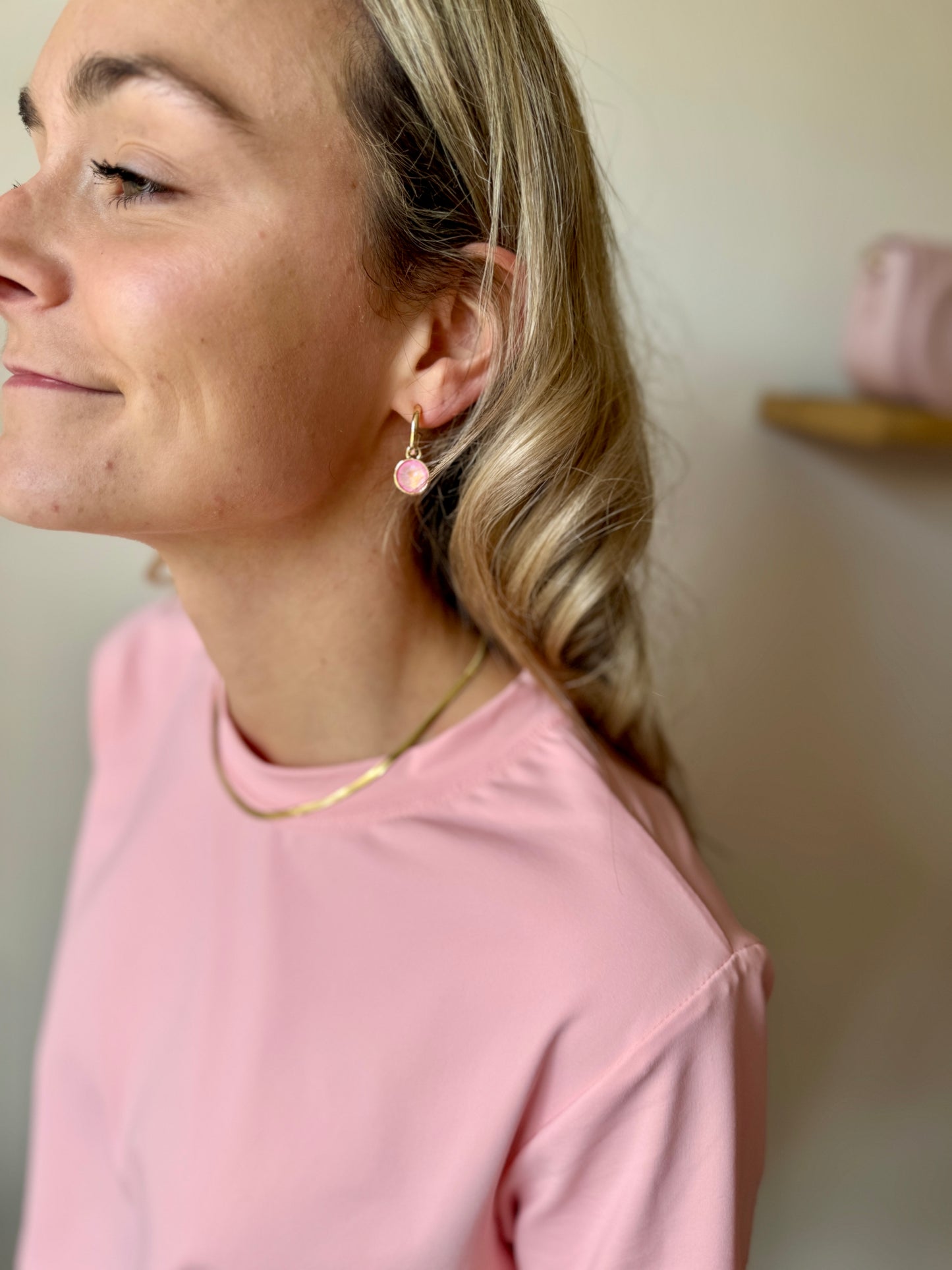 Necklace gold
