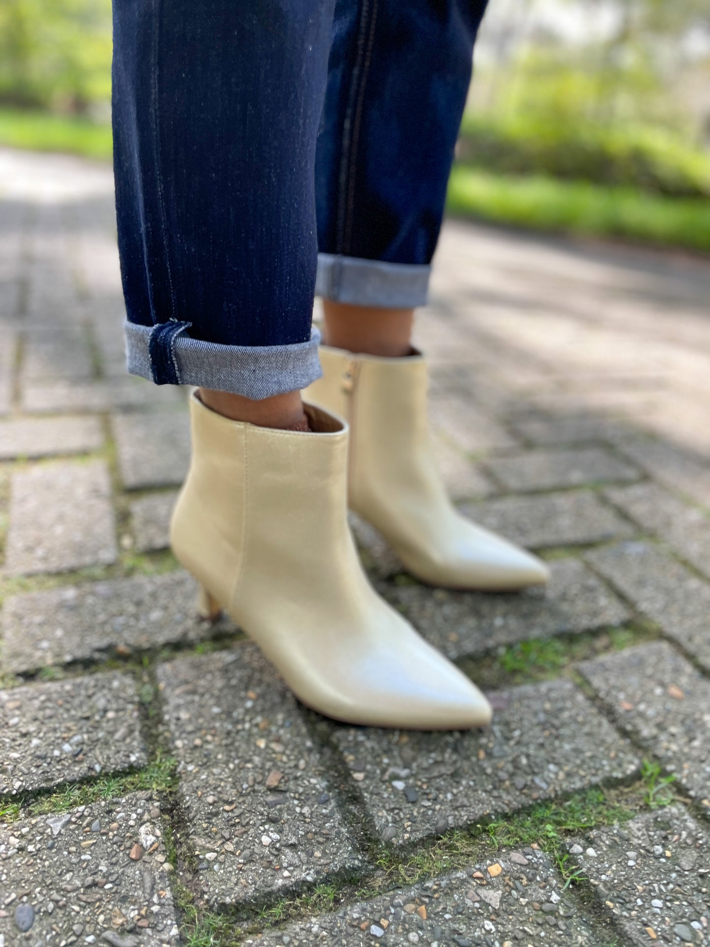 BOOTS GOLD