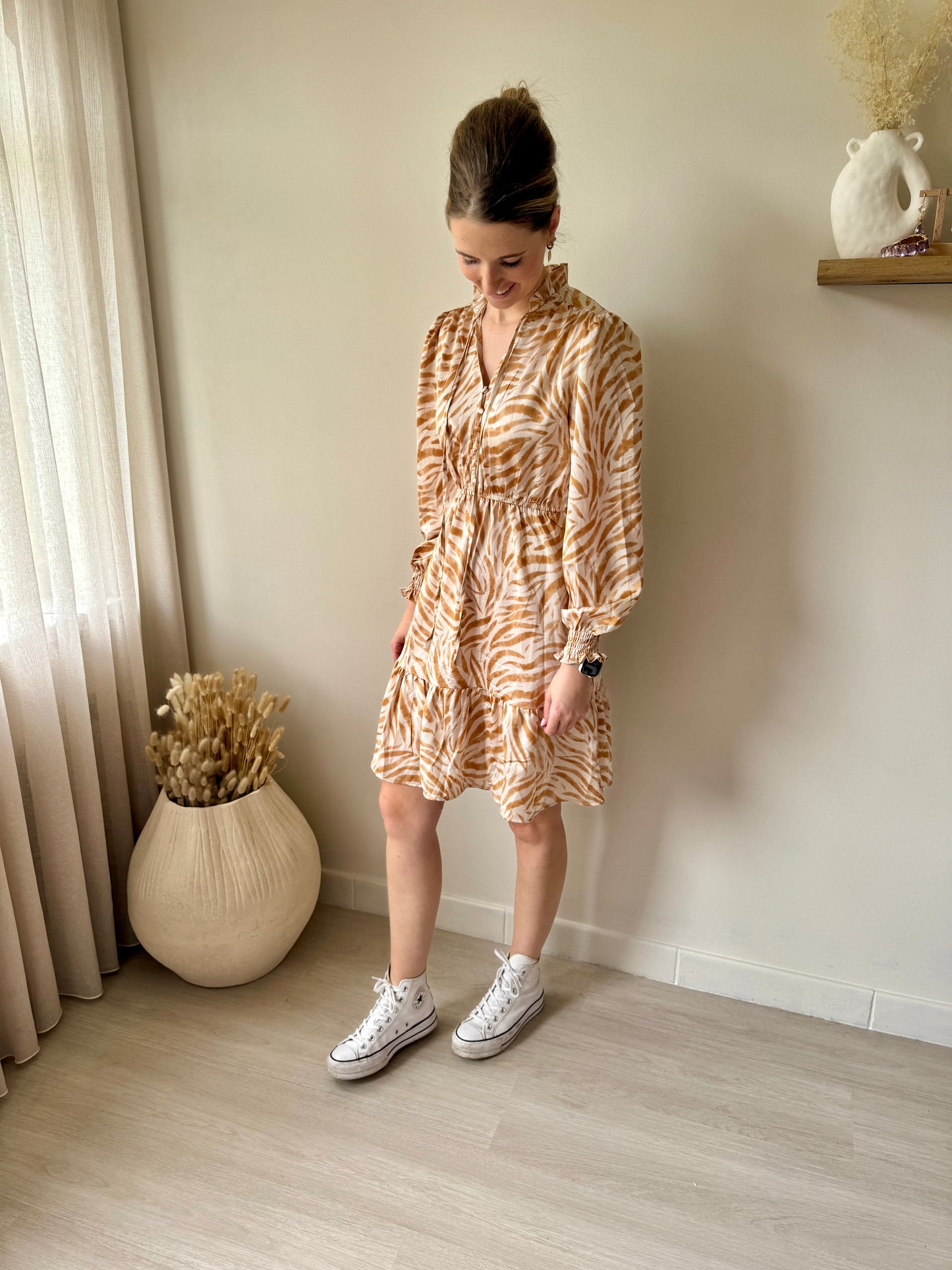 DRESS ISLA