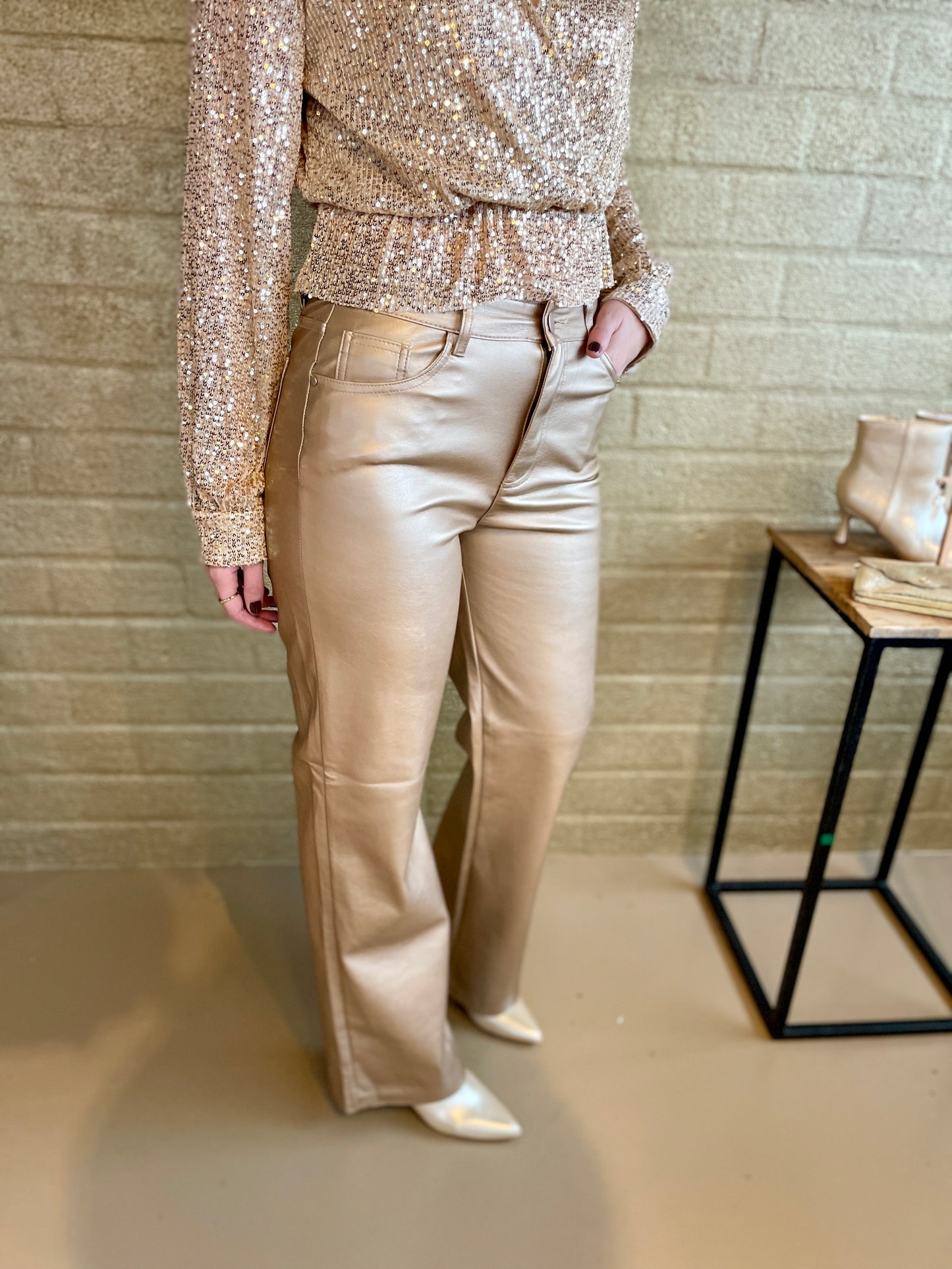 PANTS GOLD