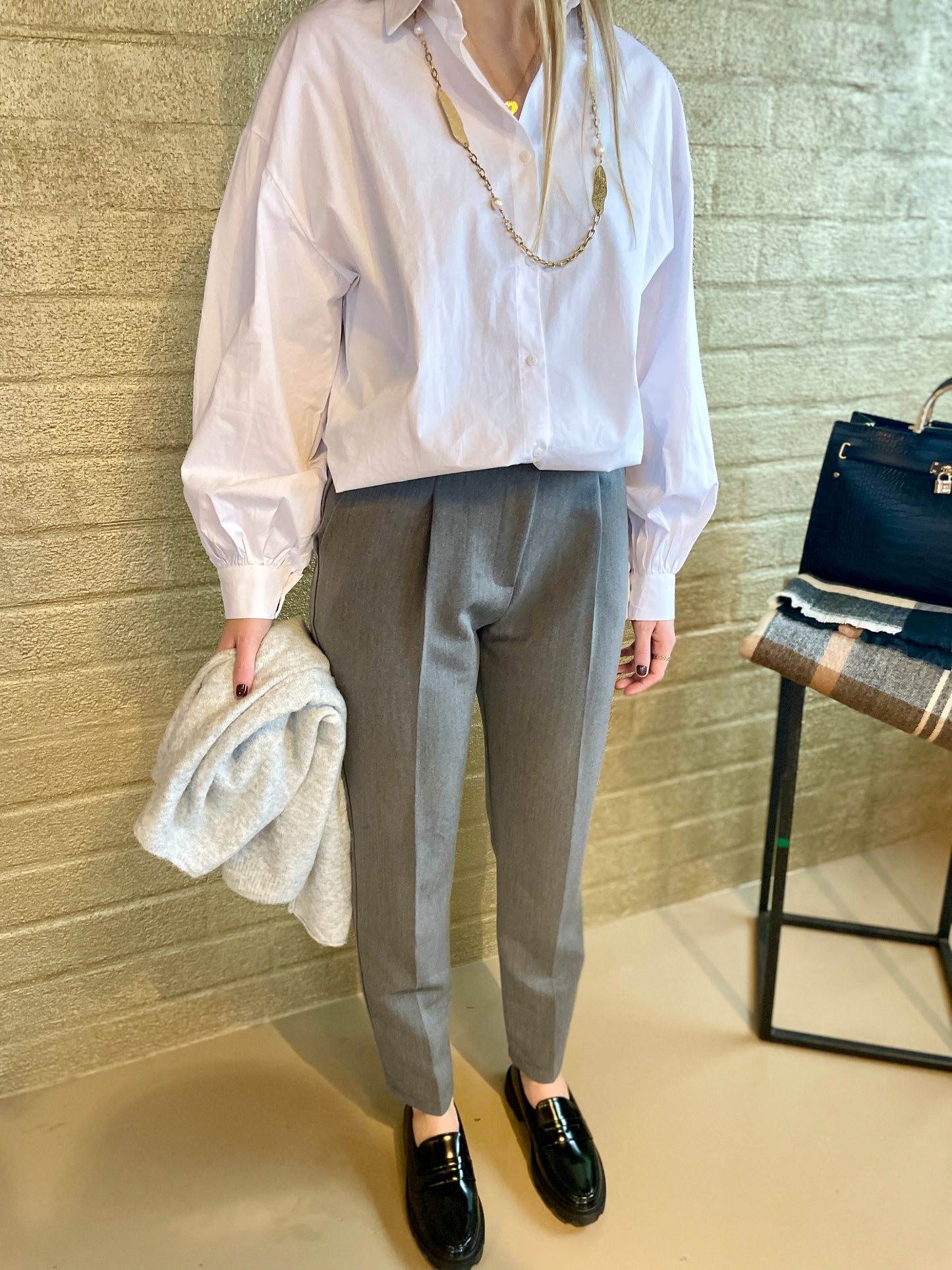 PANTS GREY