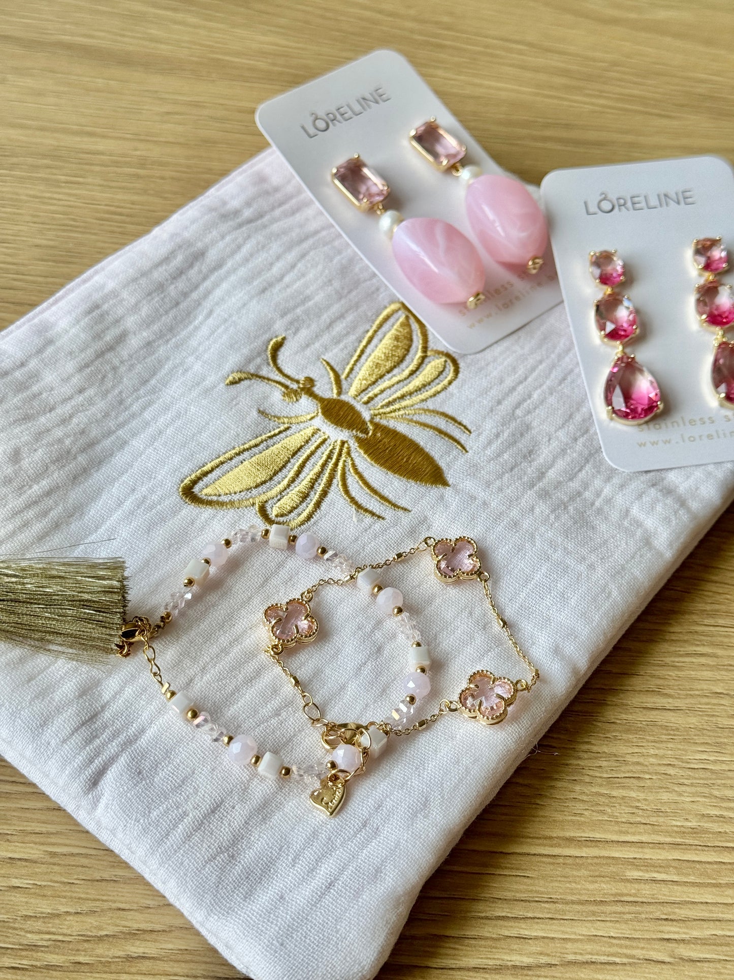 Make-up bag with golden bee