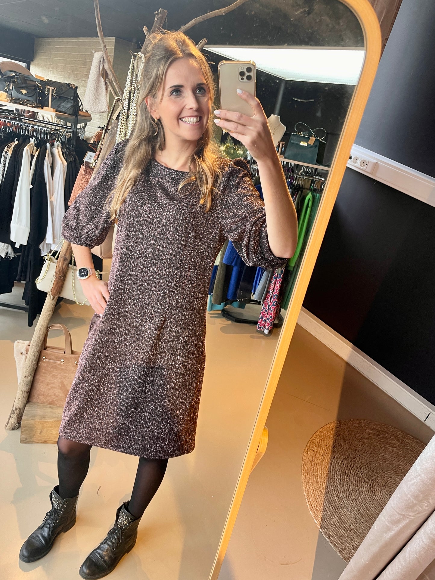 DRESS GOLD