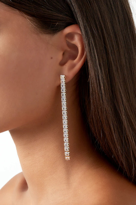 Glamorous party earrings