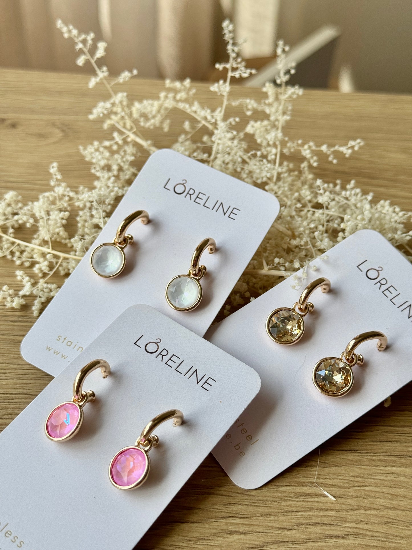 Earring stone pink