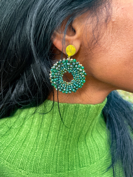 Earrings beaded party donut green - OORBELLEN